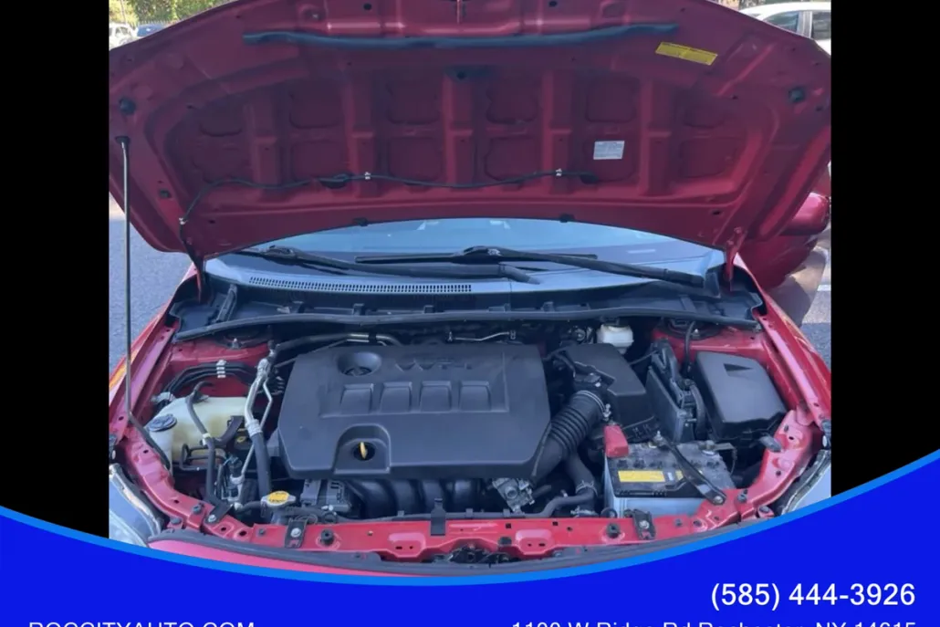 2013 Toyota Corolla L photo 1