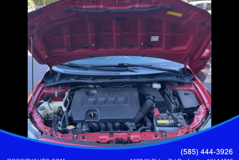 2013 Toyota Corolla L photo 1