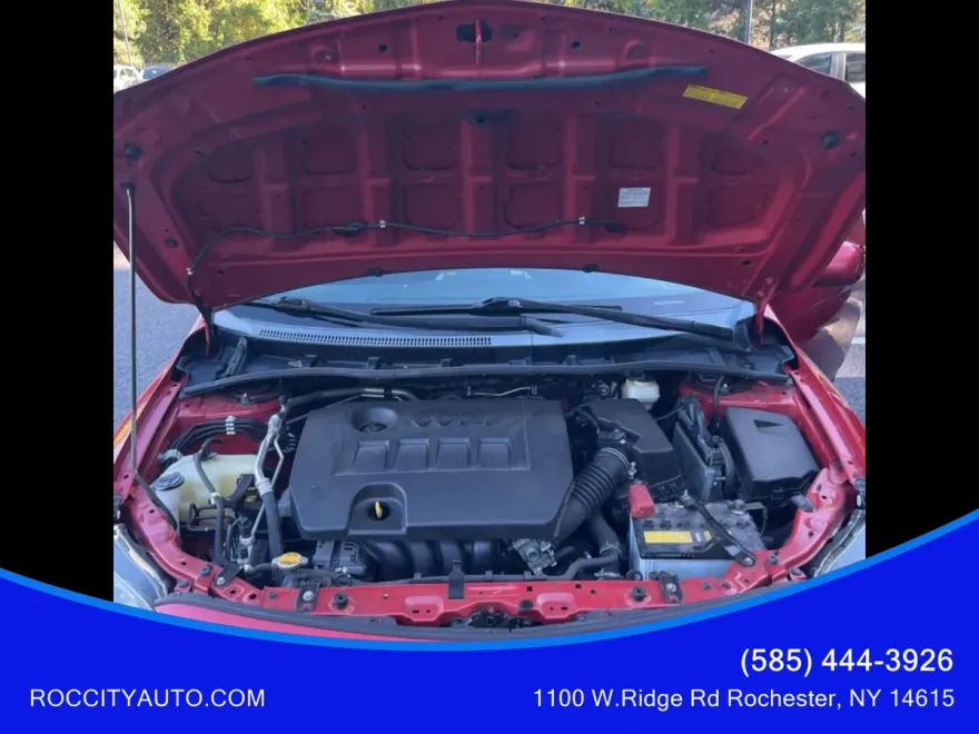 2013 Toyota Corolla L photo 1