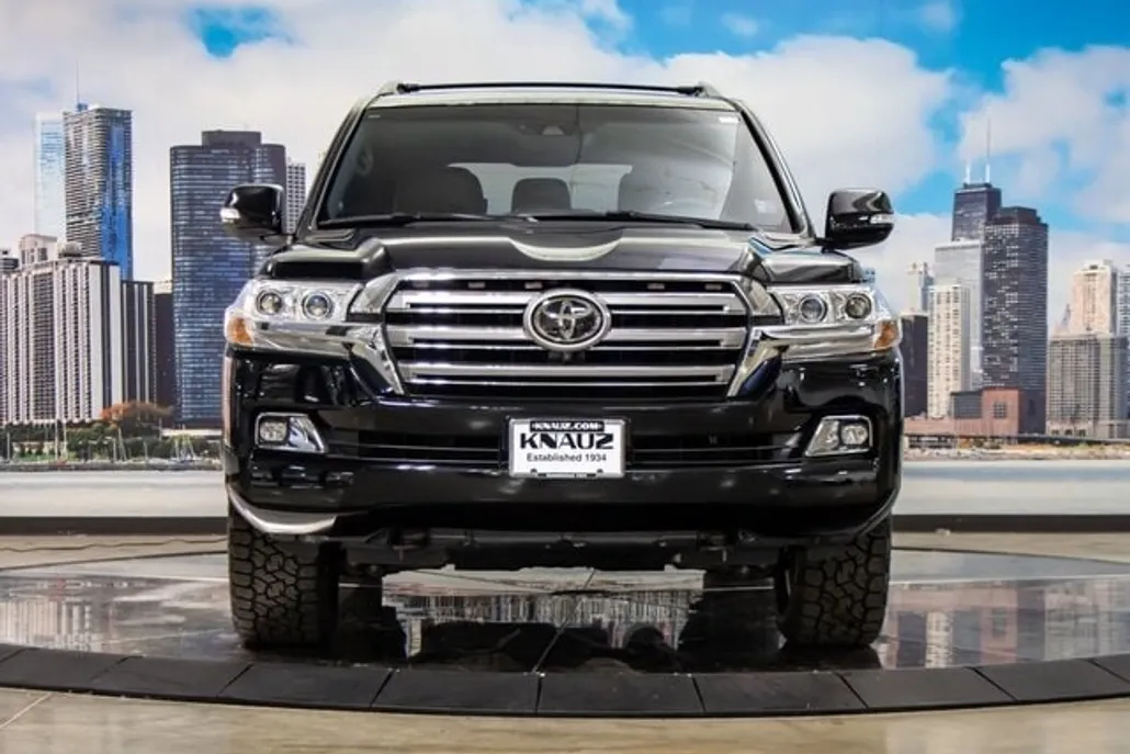 2021 Toyota Land Cruiser Base photo 1