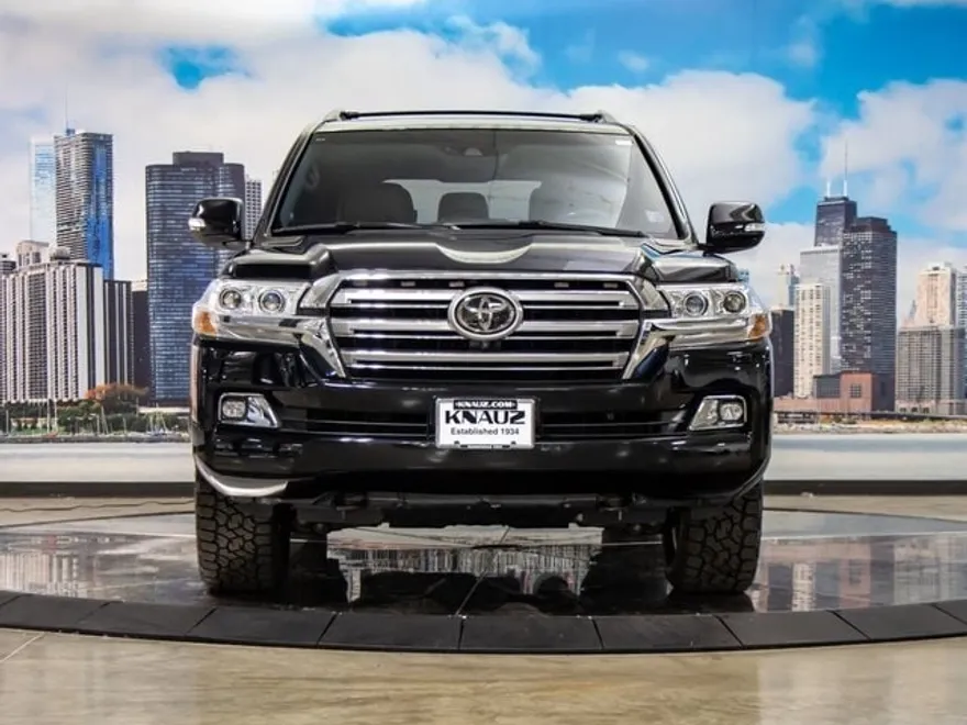 2021 Toyota Land Cruiser Base photo 1