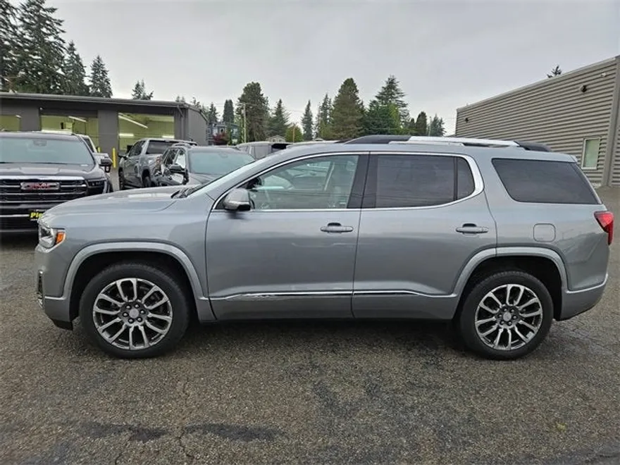 2023 Gmc Acadia Denali photo 1