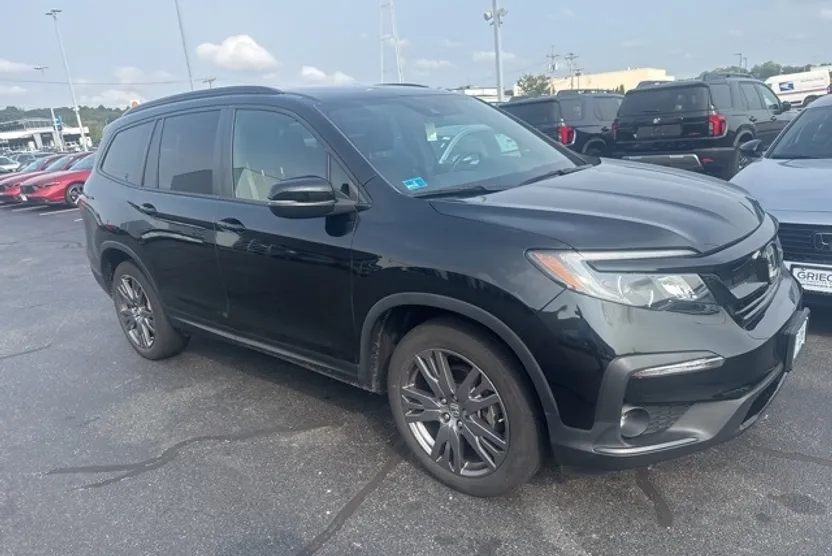2022 Honda Pilot Sport photo 1