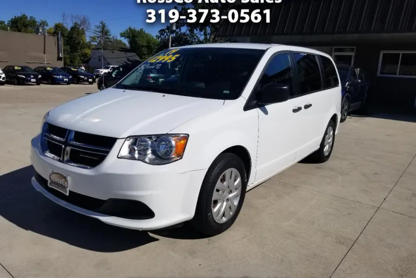 2019 Dodge Grand Caravan SE photo 1