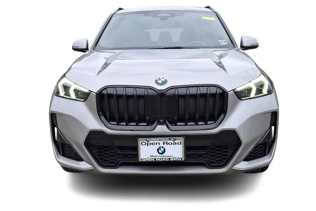 2025 Bmw X1 XDrive28i photo 1