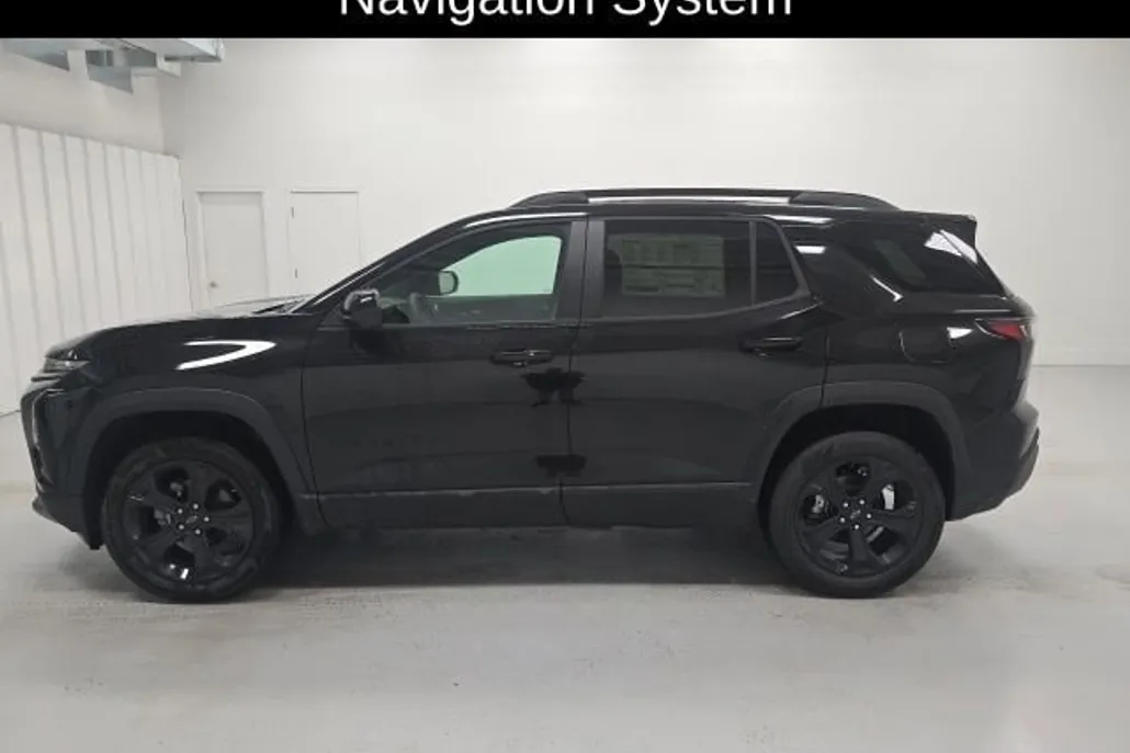 2026 Chevrolet Equinox LT photo 1