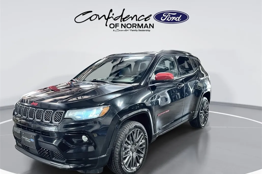 2023 Jeep Compass Limited Red Edition photo 1