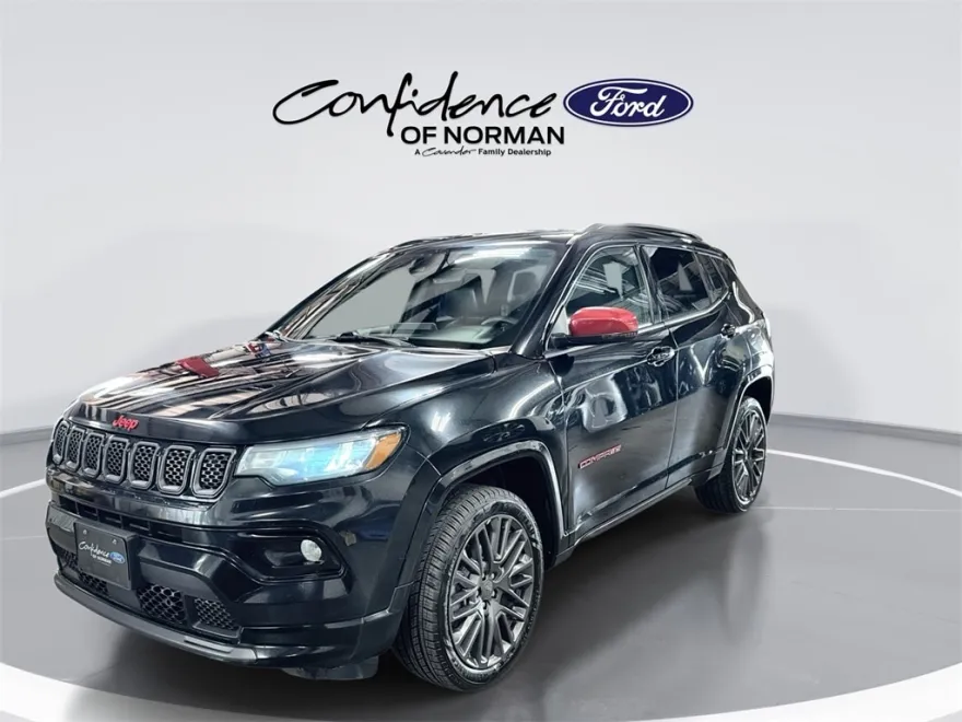 2023 Jeep Compass Limited Red Edition photo 1