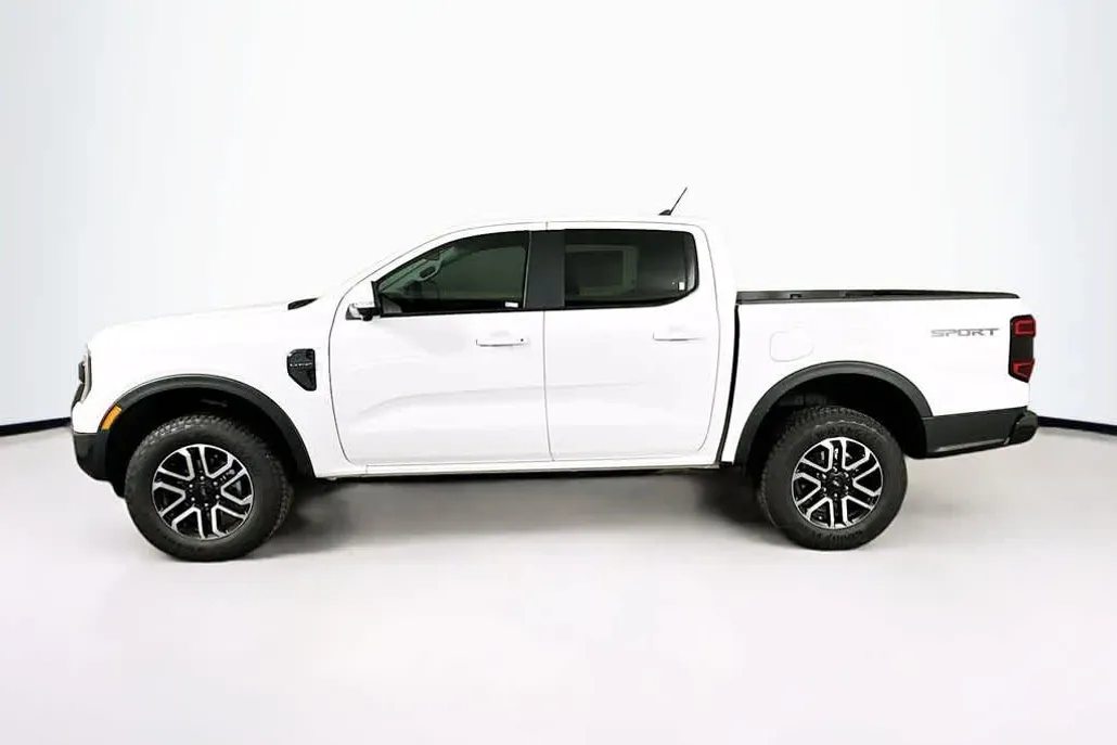 2025 Ford Ranger Lariat photo 1