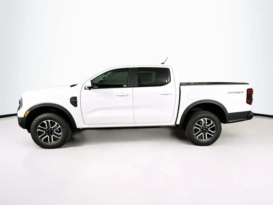 2025 Ford Ranger Lariat photo 1