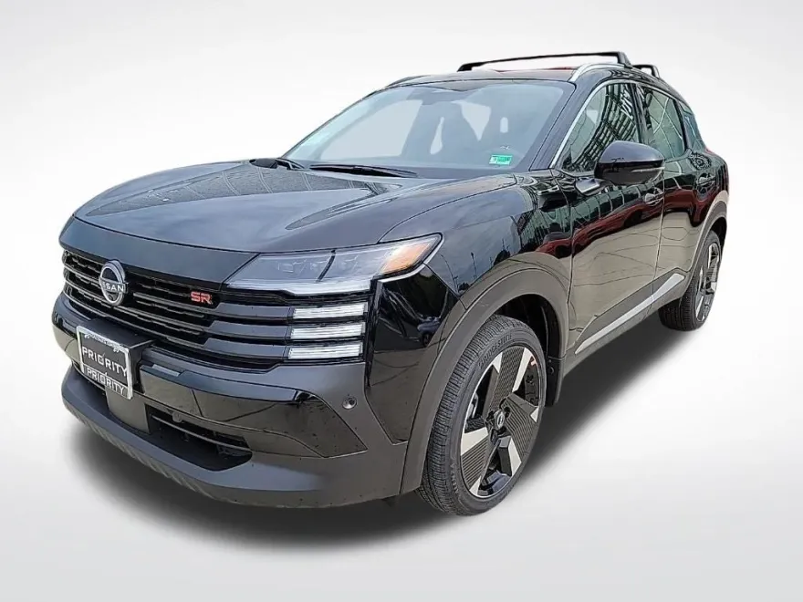 2026 Nissan Kicks SR photo 1