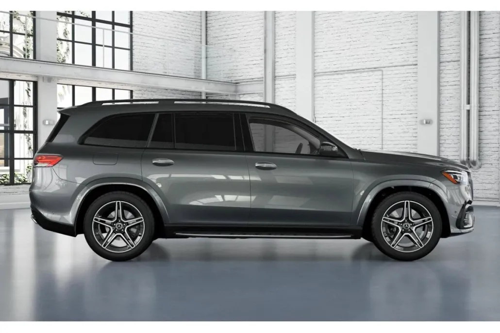 2026 Mercedes Benz GLS 450 4MATIC photo 1