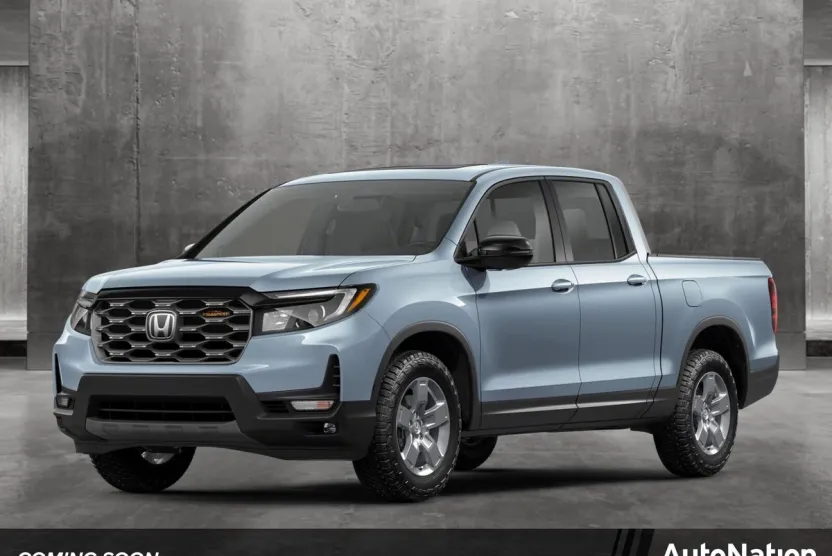 2025 Honda Ridgeline TrailSport photo 1
