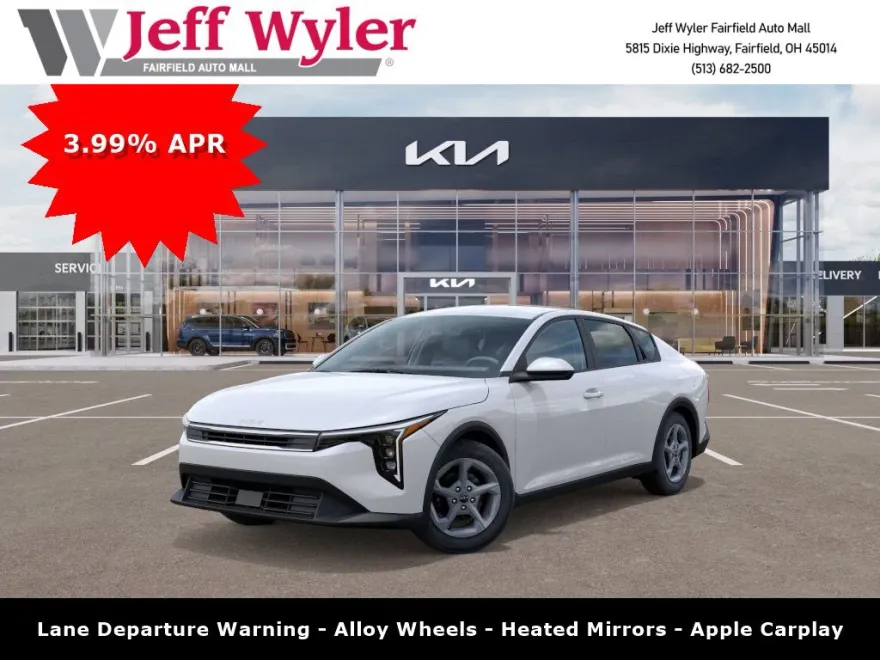 2025 Kia K4 LXS photo 1