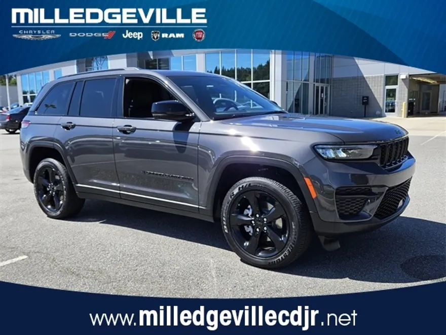 2025 Jeep Grand Cherokee Altitude X photo 1