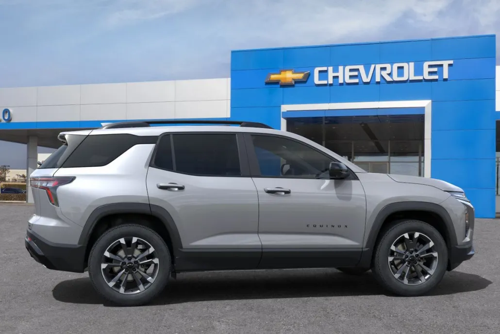 2025 Chevrolet Equinox RS photo 1