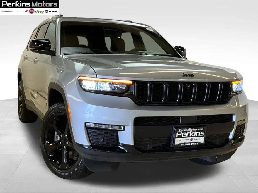 2025 Jeep Grand Cherokee Limited photo 1