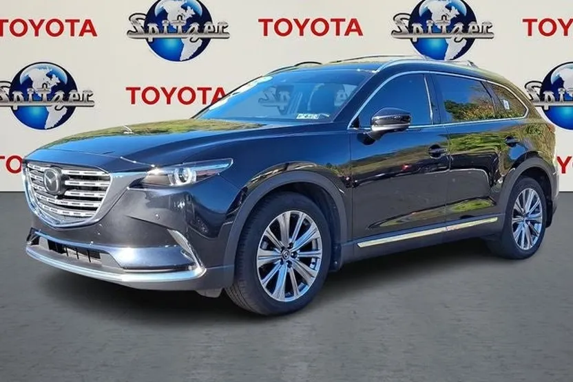 2022 Mazda CX-9 Signature photo 1
