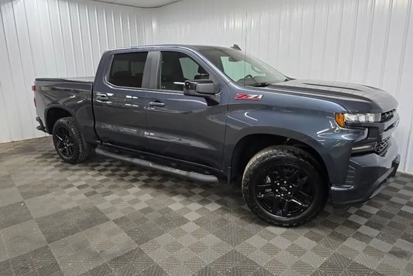 2022 Chevrolet Silverado 1500 RST photo 1