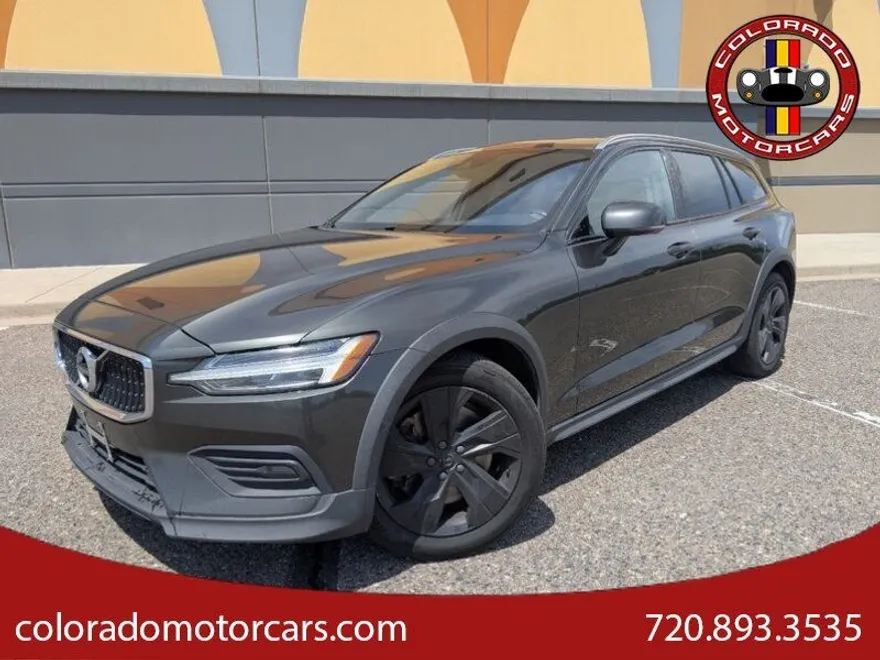 2020 Volvo V60 Cross Country T5 photo 1