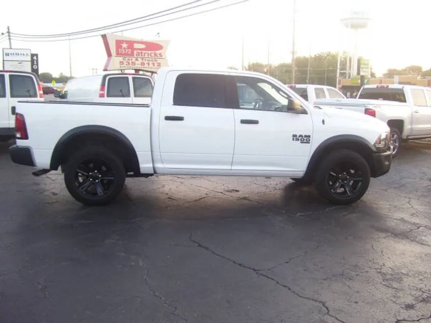 2024 Ram 1500 SLT Warlock photo 1