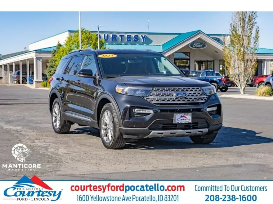 2024 Ford Explorer Limited photo 1