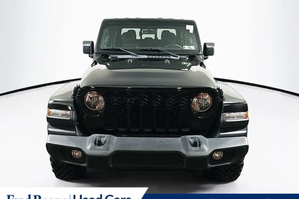 2021 Jeep Gladiator Sport S photo 1