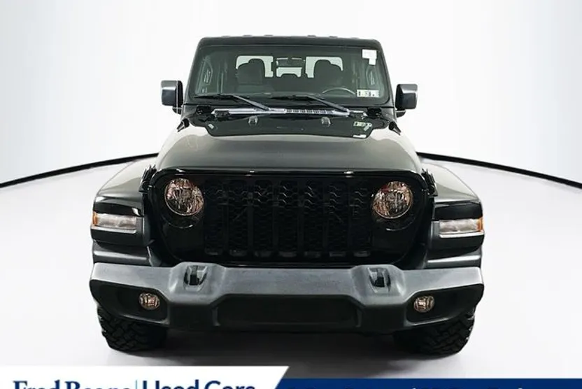 2021 Jeep Gladiator Sport S photo 1