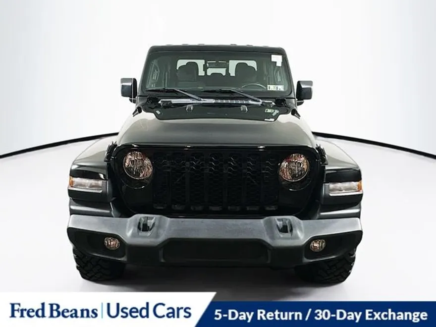 2021 Jeep Gladiator Sport S photo 1