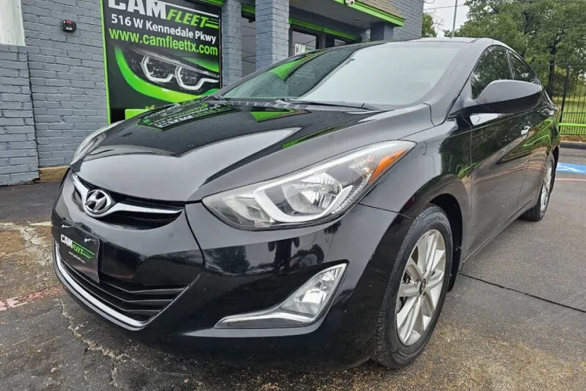 2015 Hyundai Elantra Limited photo 1