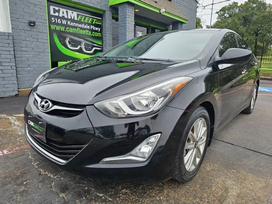 2015 Hyundai Elantra Limited photo 1