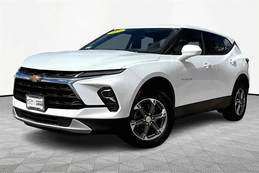 2023 Chevrolet Blazer 2LT photo 1