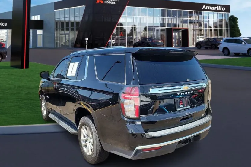 2021 Chevrolet Tahoe LT photo 1