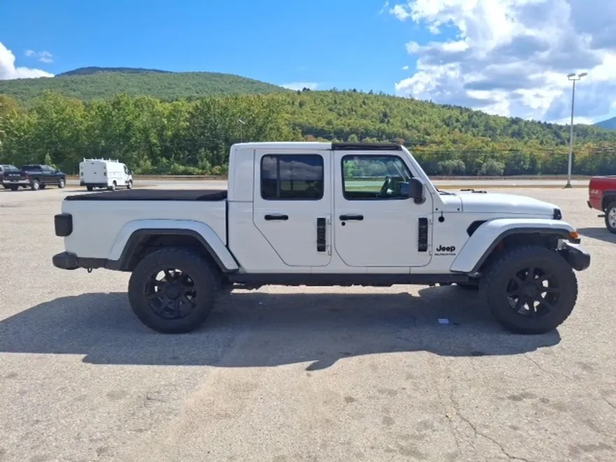 2021 Jeep Gladiator Overland photo 1