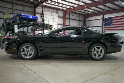1998 Pontiac Firebird Formula photo 3