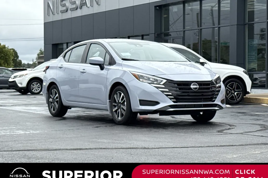 2025 Nissan Versa SV photo 1