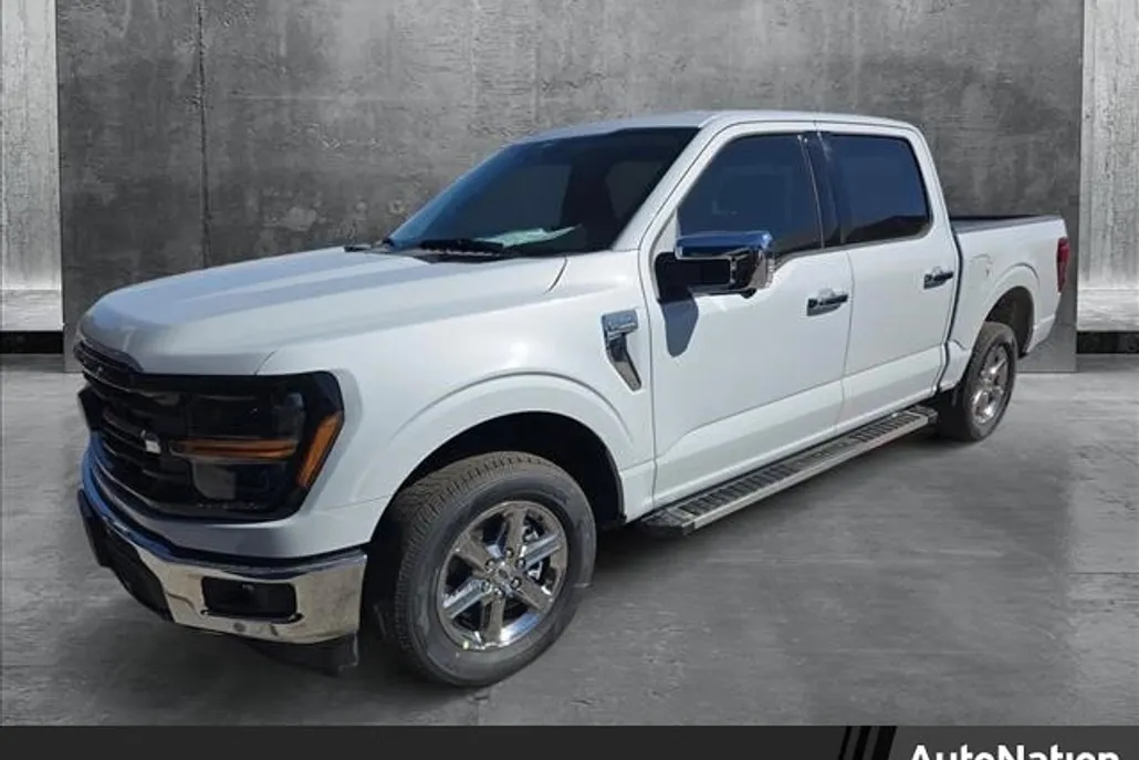 2025 Ford F-150 XLT photo 1
