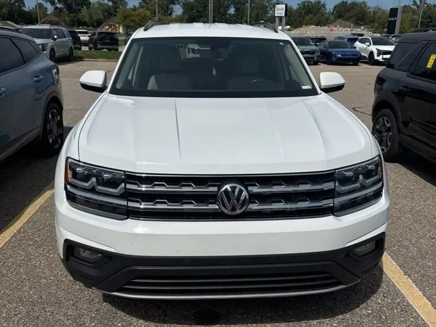 2020 Volkswagen Atlas V6 SE photo 1