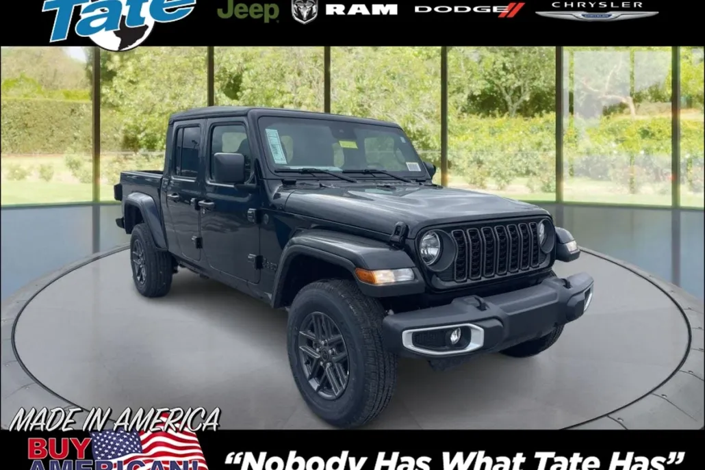 2025 Jeep Gladiator Sport S photo 1