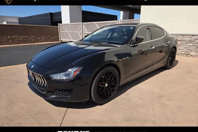 2019 Maserati Ghibli S photo 1