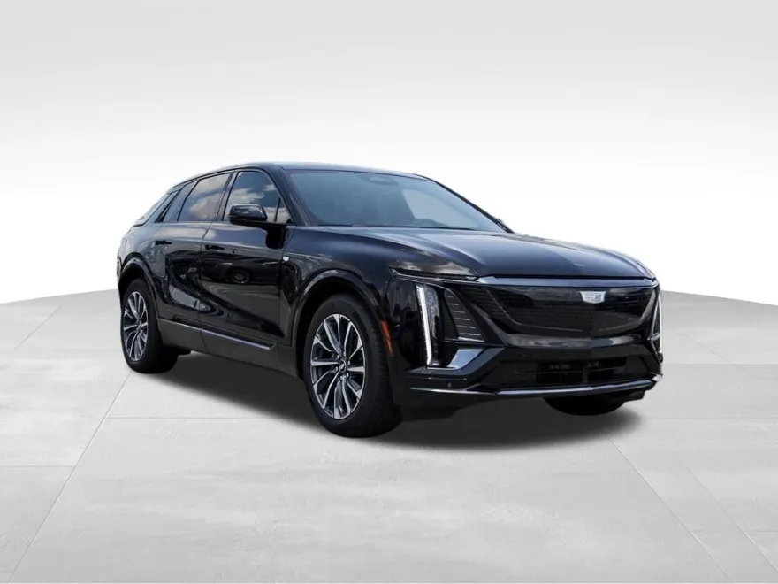 2025 Cadillac Lyriq Sport photo 1