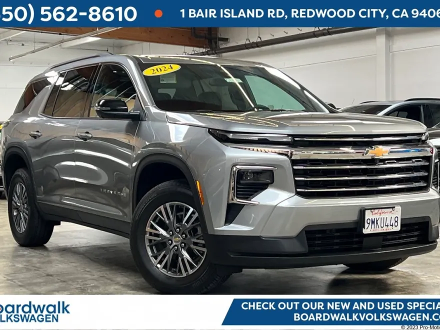2024 Chevrolet Traverse photo 1