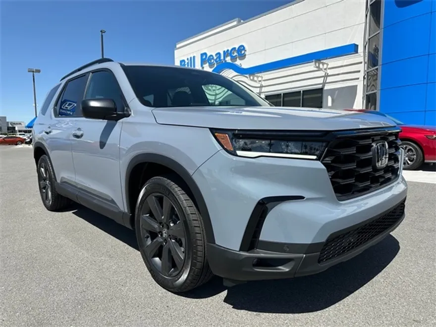 2025 Honda Pilot Sport photo 1