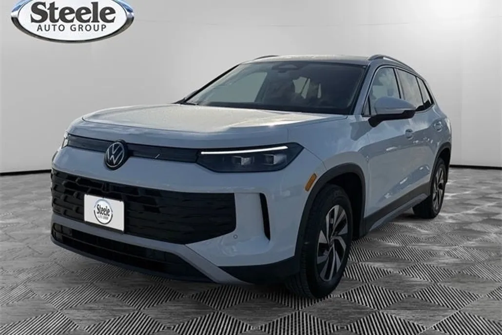 2025 Volkswagen Tiguan S photo 1