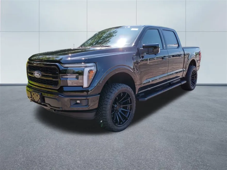 2025 Ford F-150 Lariat photo 1