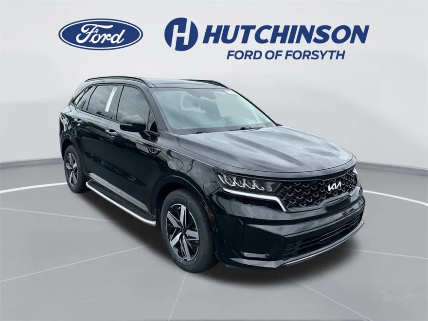 2023 Kia Sorento S photo 1