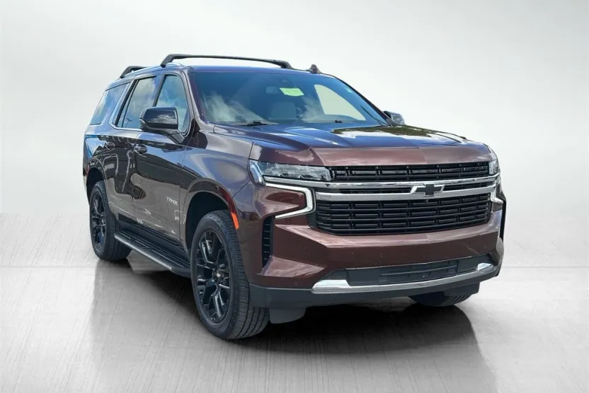 2022 Chevrolet Tahoe LT photo 1