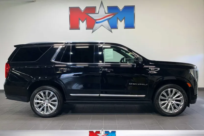 2022 Gmc Yukon Denali photo 1
