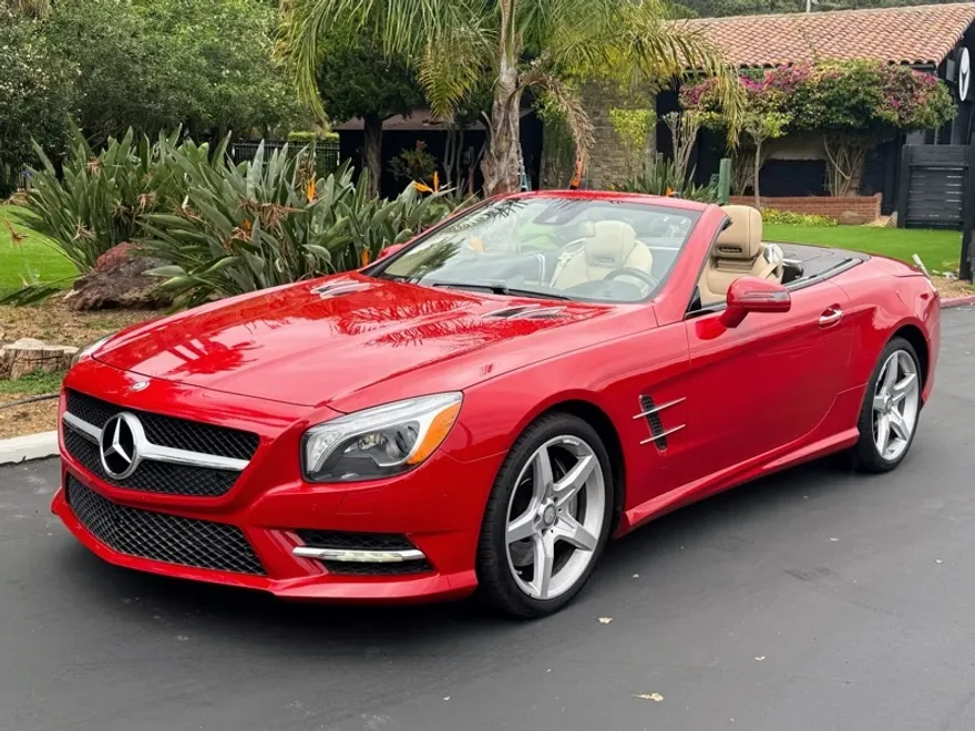 2014 Mercedes Benz SL 550 photo 1