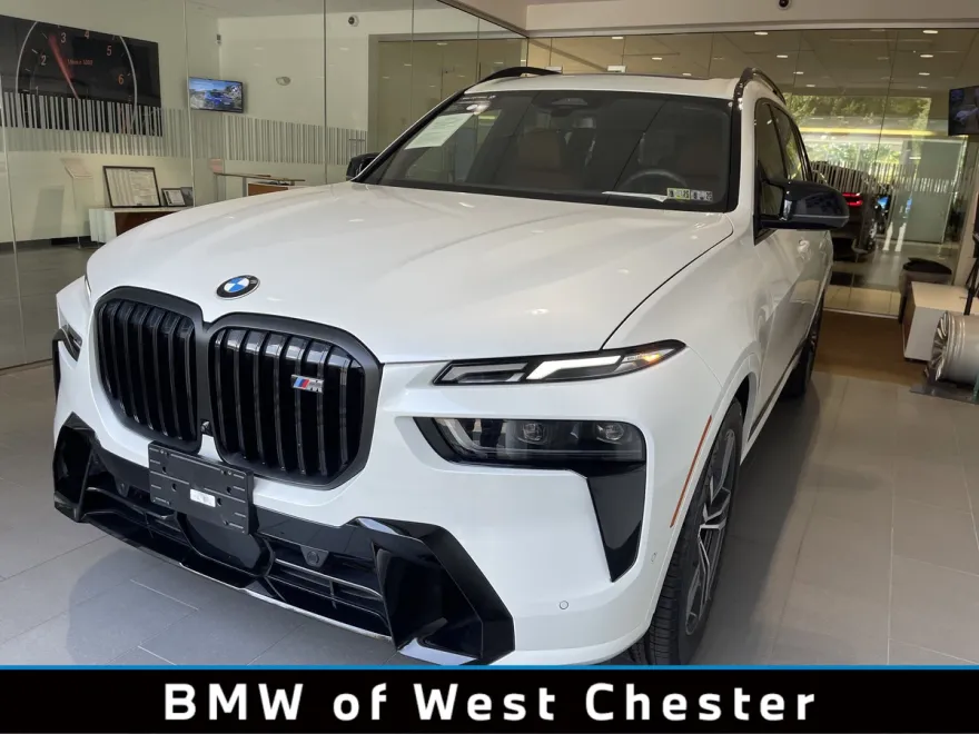 2025 Bmw X7 M60i photo 1